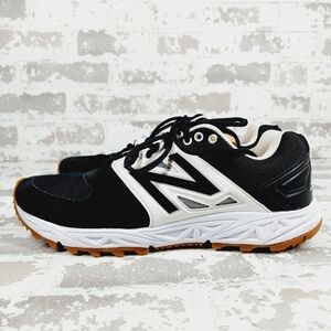 New Balance Black & White Debris Free Construction Running Athletic Sneaker M416